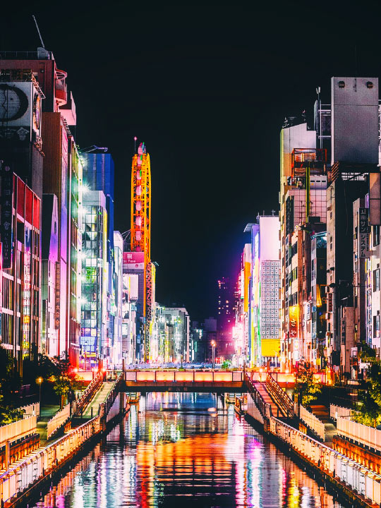 日本有数の繁華街「大阪ミナミ」の今