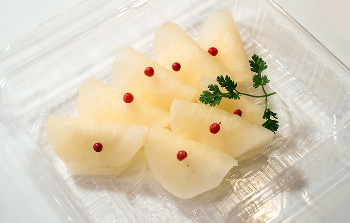 いぶりがっこ&マスカルポーネ 燻製バル モトカラ