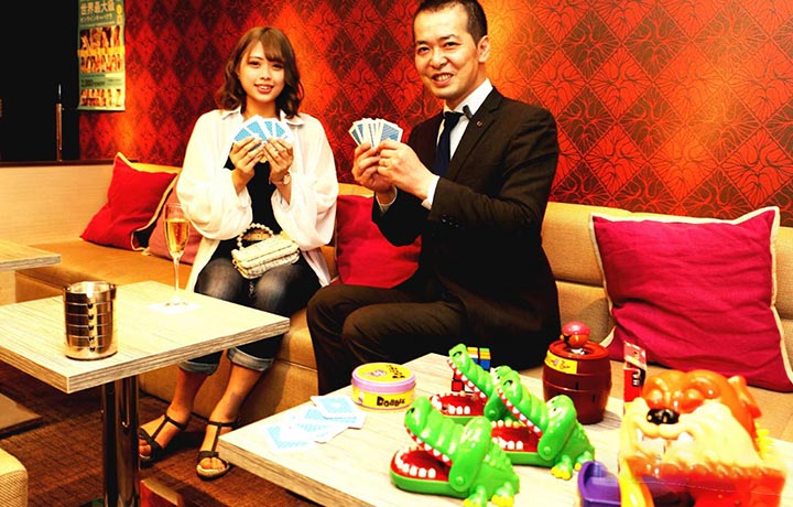 大人数BOX席、バーゲーム各種あります Bar18 江坂